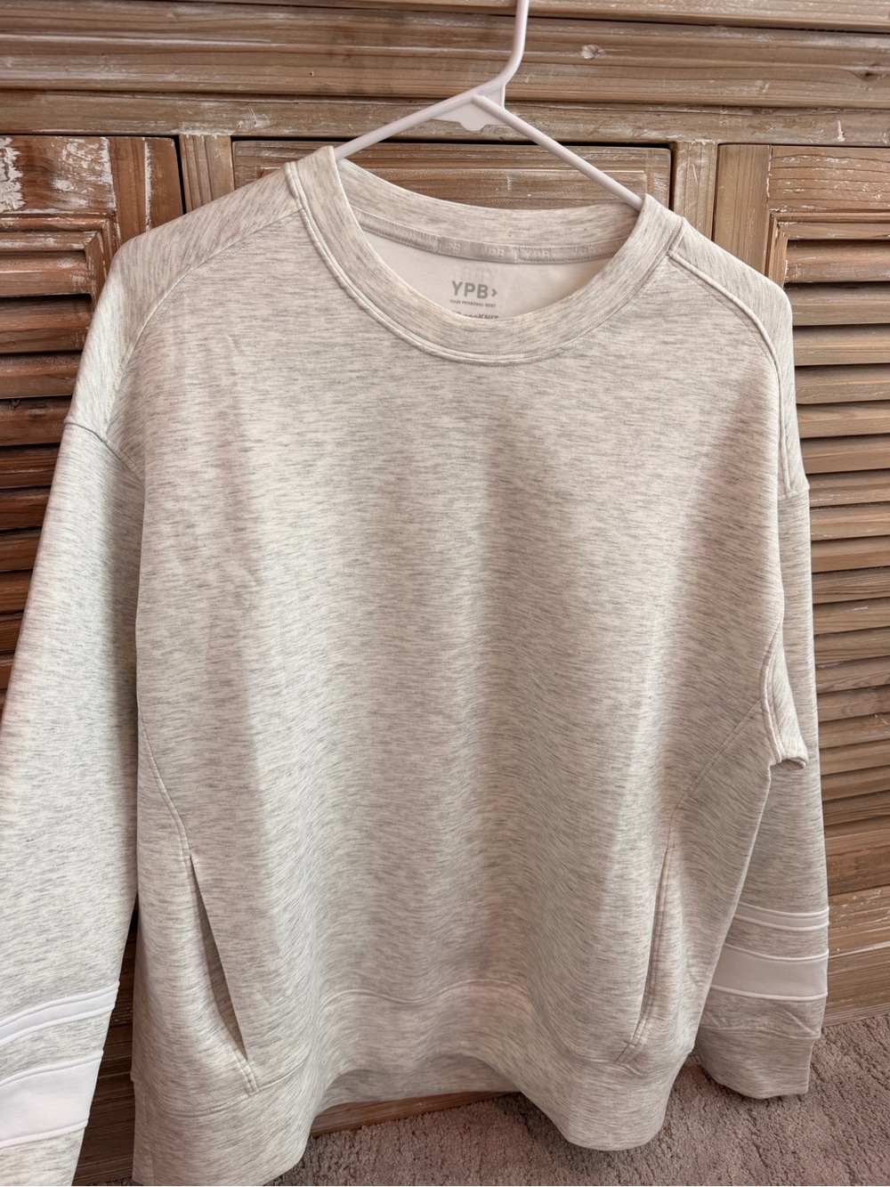 Abercrombie & Fitch YPB neoKNIT Longline Crew Sweatshirt (Size Small)